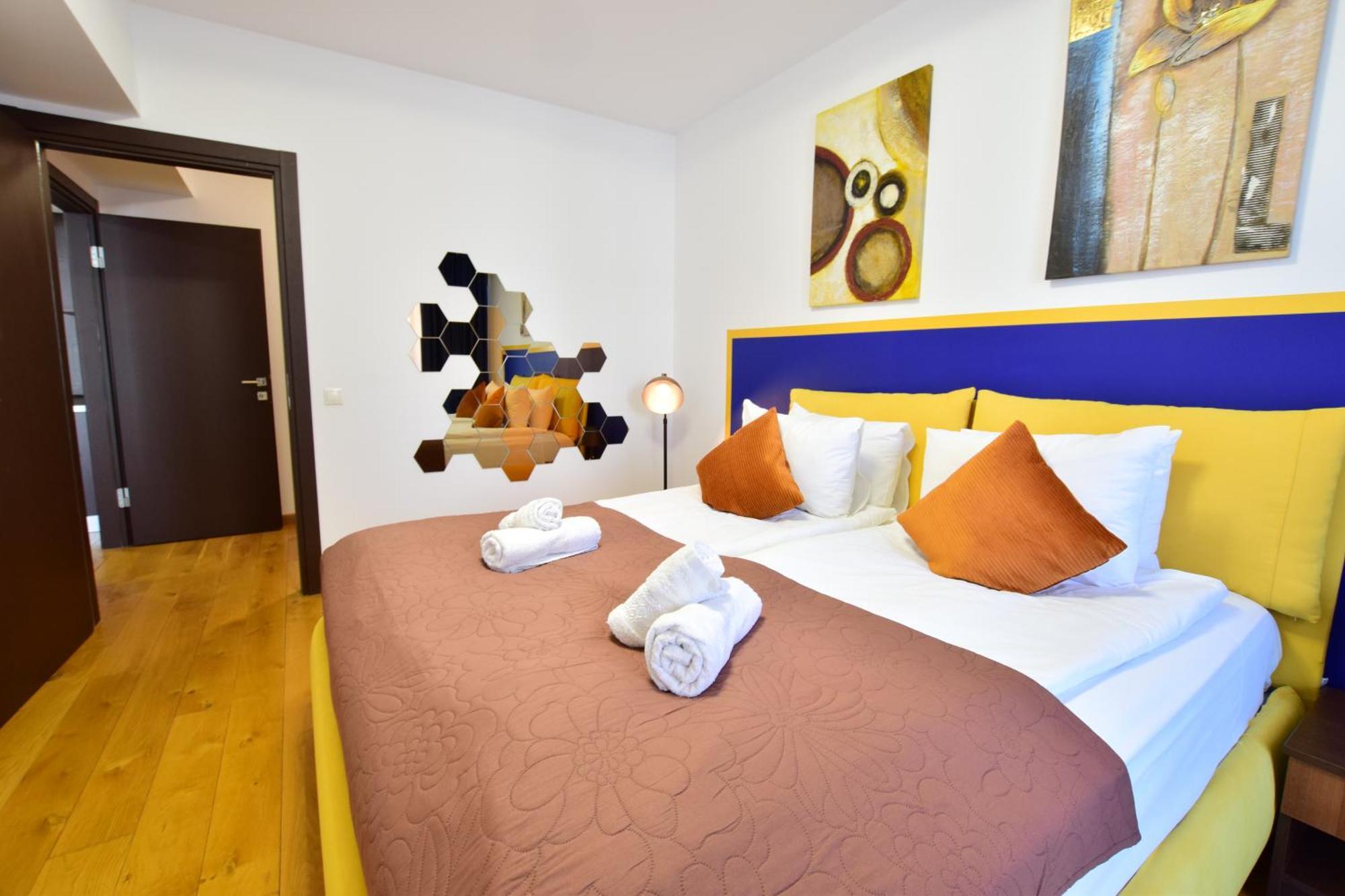 อัพกราวด์ เรสซิเดนซ์ อพาร์ตเมนต์ Aparthotel บูคาเรสต์ ภายนอก รูปภาพ
