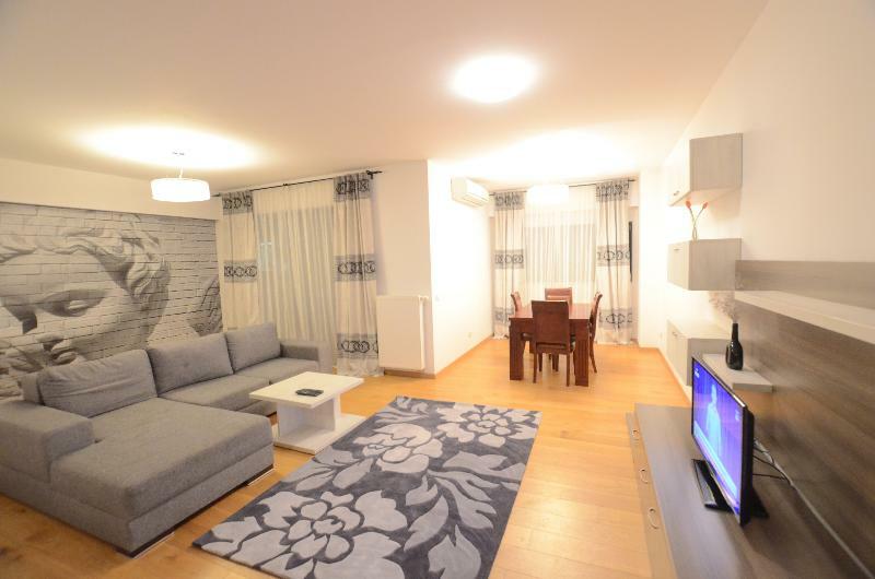 อัพกราวด์ เรสซิเดนซ์ อพาร์ตเมนต์ Aparthotel บูคาเรสต์ ภายนอก รูปภาพ